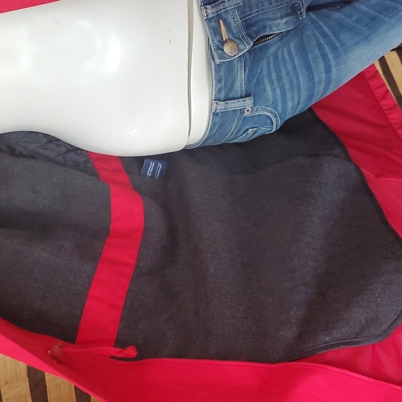 London fog WARM zip out lining - Picture 7 of 13